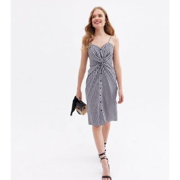 NWOT Womens Buckle Mustard Seed Gingham Twist Front Sleeveless Dress Sz M Medium - Picture 2 of 10